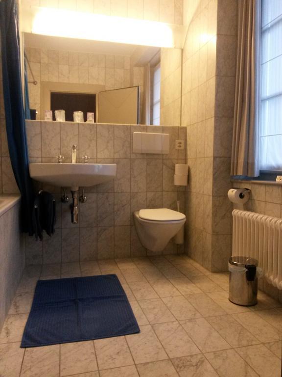 Gasthof Gyrenbad Turbenthal Szoba fotó